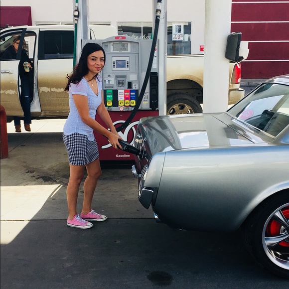 Meet your Posher, Alicia - Picture 4 of 8